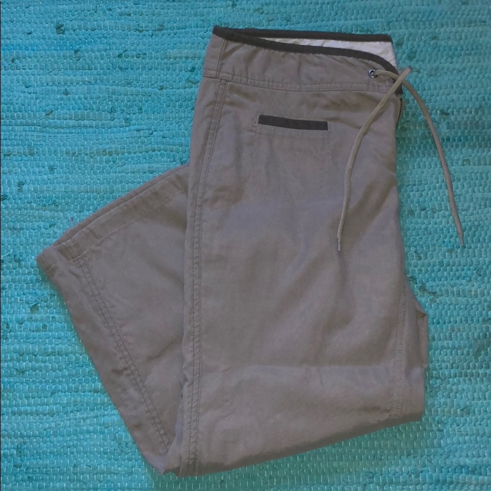 The North Face cropped A5 series pants